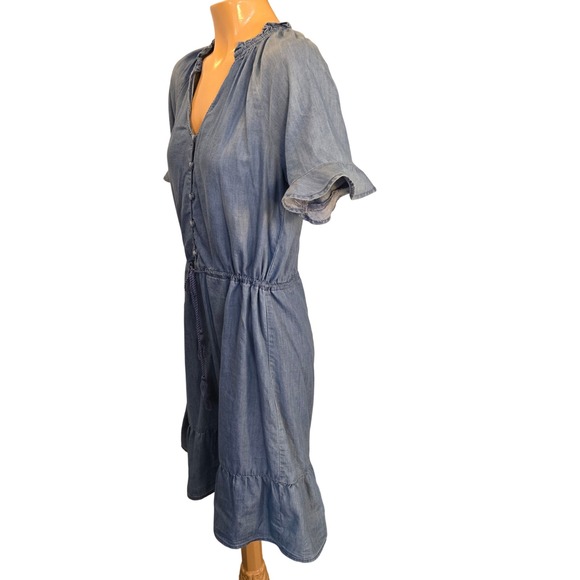 C&C California Denim Chambray V Neck Button Front Tie Waist Dress Size Small‎ - Picture 5 of 12